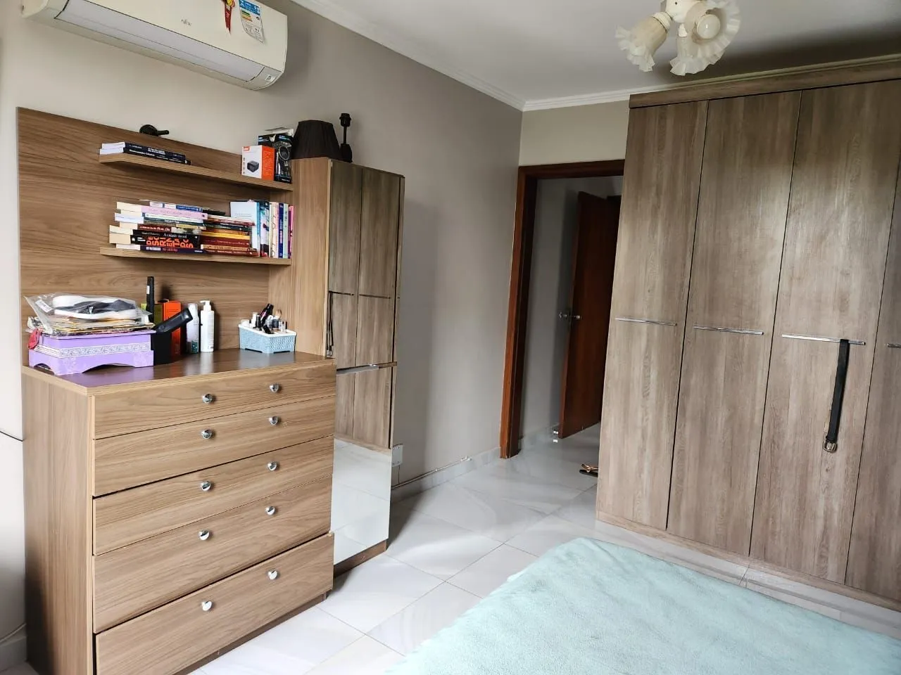 Imagem Vende-se apartamento garden com 3 quartos (1 suíte), 197m² e 2 vagas - Jardim Lindóia