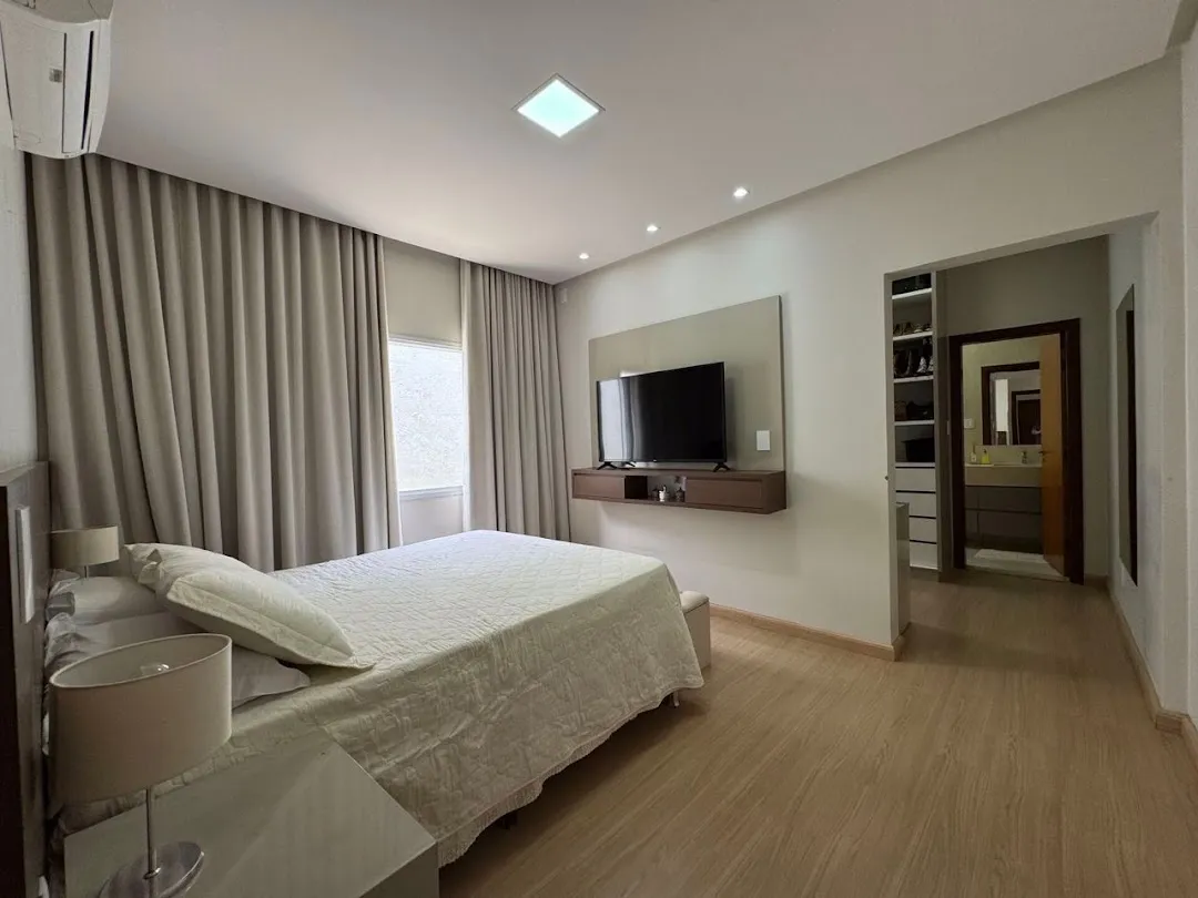 Imagem Casa com 3 dormitórios à venda, 243 m² por R$ 1.290.000,00 - Alto dos Caiçaras - Patos de Minas/MG