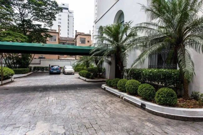 Imagem Flat disponível para venda no Saint Régis no Jardim Paulista, com 90m² ,1 dormitório e 1 vaga de garagem