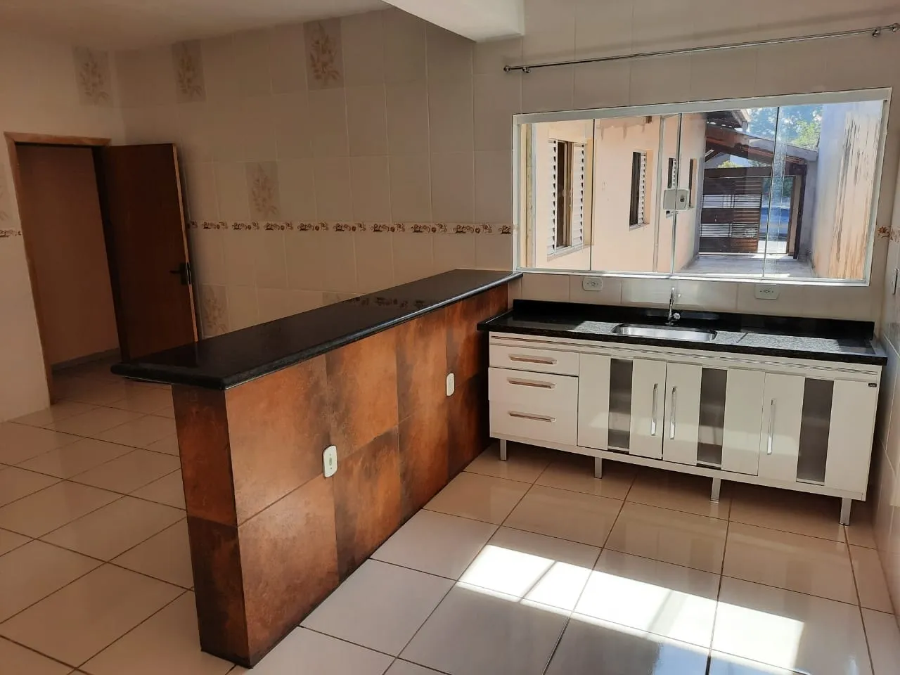 Imagem Casa à venda 3 Quartos, 4 Vagas, 175M², Vila Rica, Pindamonhangaba - SP
