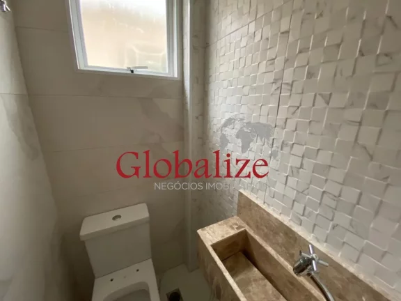 Imagem CASA COM 3 SUÍTES, 5 BANHEIROS,PISCINA,CHURRASQUEIRA À VENDA POR R$ 1.250.000,00