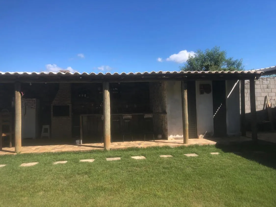 Imagem Vendo uma linda chácara na divisa de Igarapé / Mateus Leme, com 500 m²
