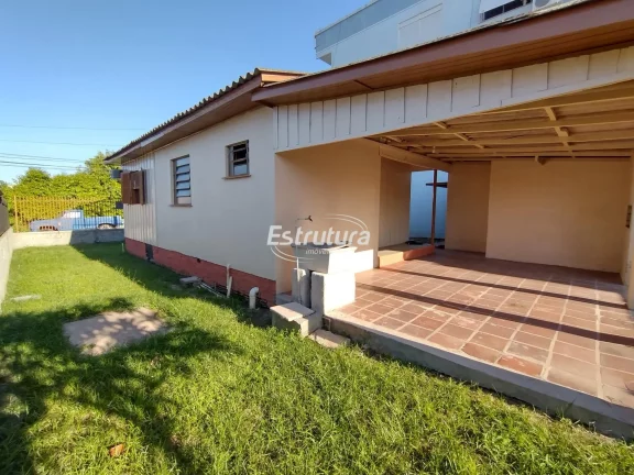 Imagem Belissima casa mista com dois dormitorios em locar tranquilo de se morar.