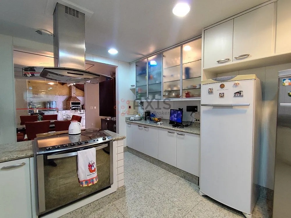 Imagem Casa Alto Padrão - 4 suítes - Mangabeiras - Abaixo do Valor
