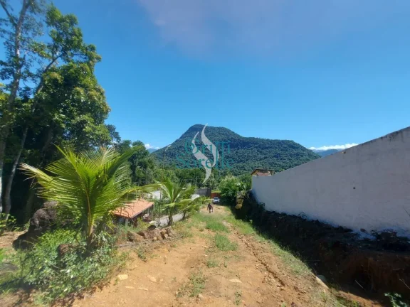 Imagem Terreno com casa e chalé construído à venda em Ubatumirim - Ubatuba/SP.