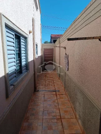 Imagem CASA COM EDÍCULA A VENDA NO BAIRRO MARIA LUCIA