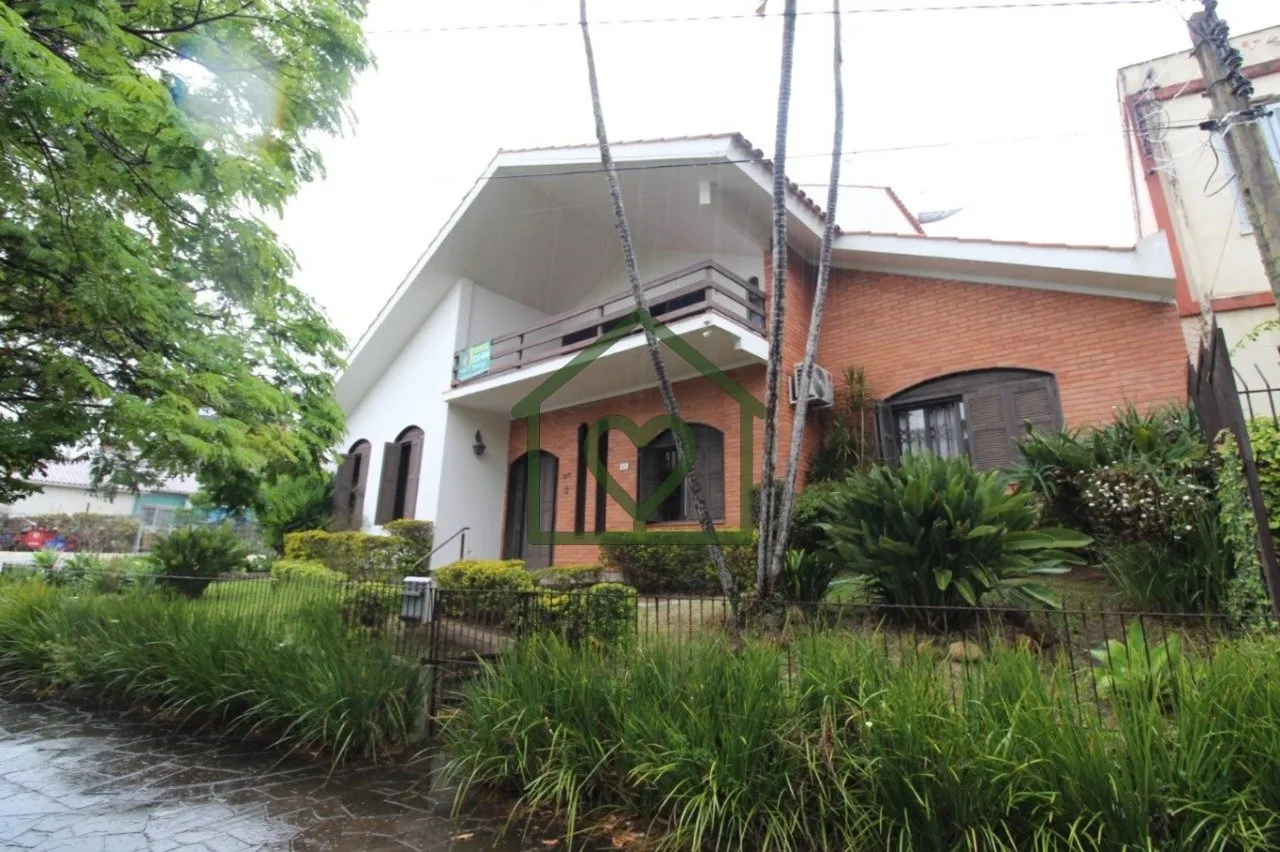 Casa Ampla com 6 Suítes na Praça Lima Duarte, 57

Excelente imóvel com 859 m² de área total e 4...