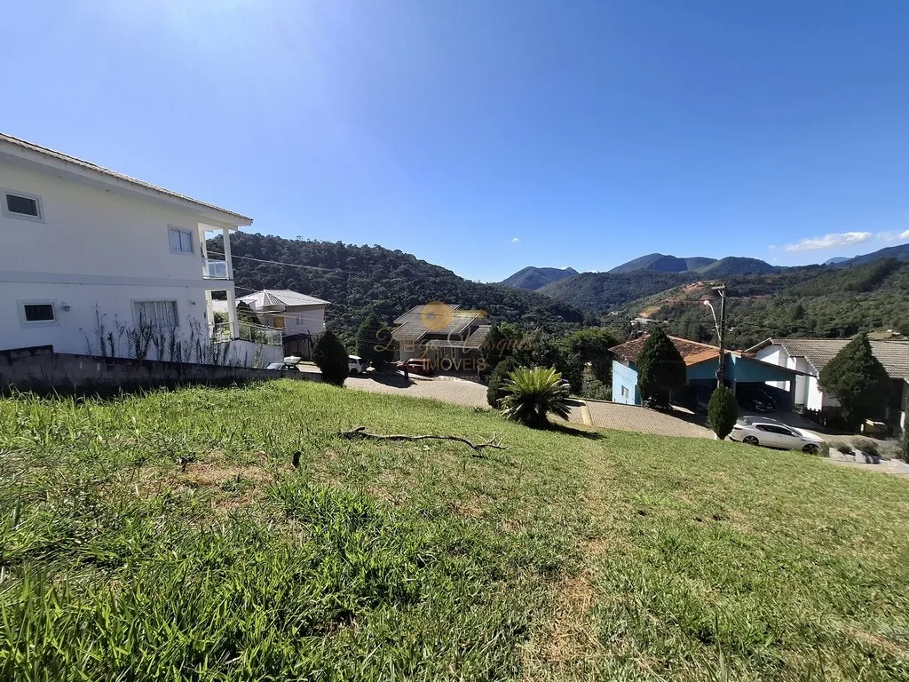 Imagem Terreno em Condomínio para Venda em Teresópolis / RJ no bairro Albuquerque