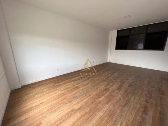 Imagem Galpão à venda, 750 m² por R$ 4.600.000,00 - Alto Perequê - Porto Belo/SC