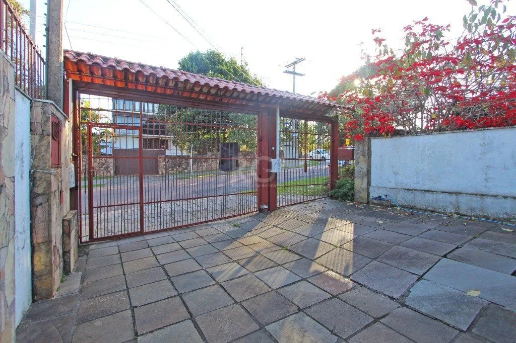 Imagem Casa para Venda - 160m², 4 dormitórios, sendo 1 suites, 3 vagas - Medianeira