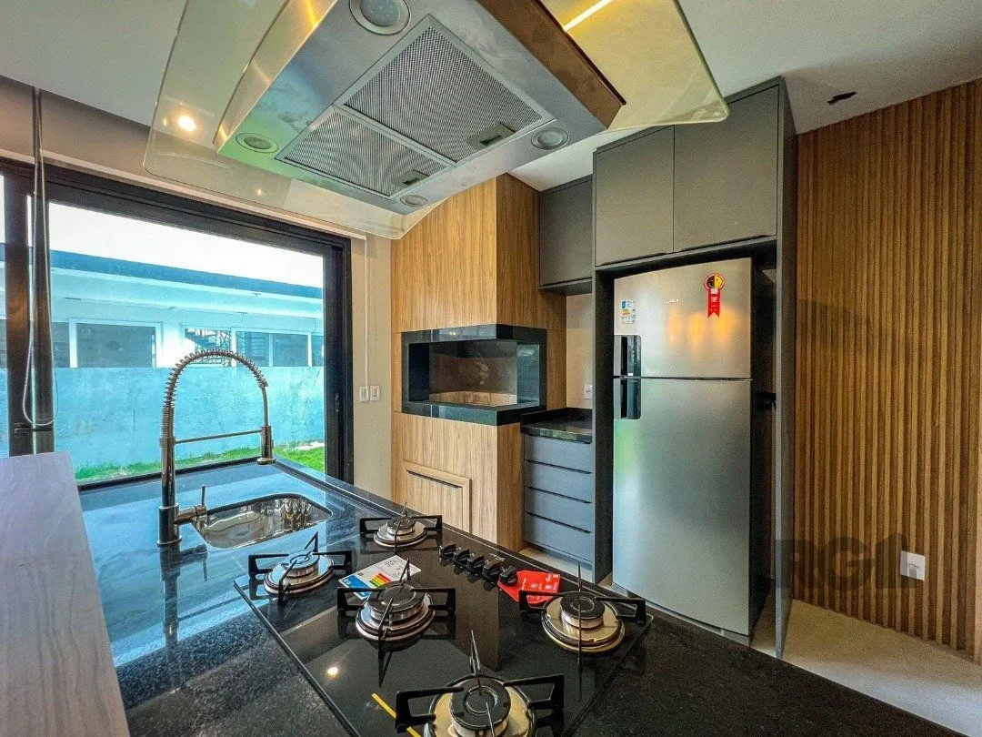 Imagem Casa de Condomínio em Atlântida Sul