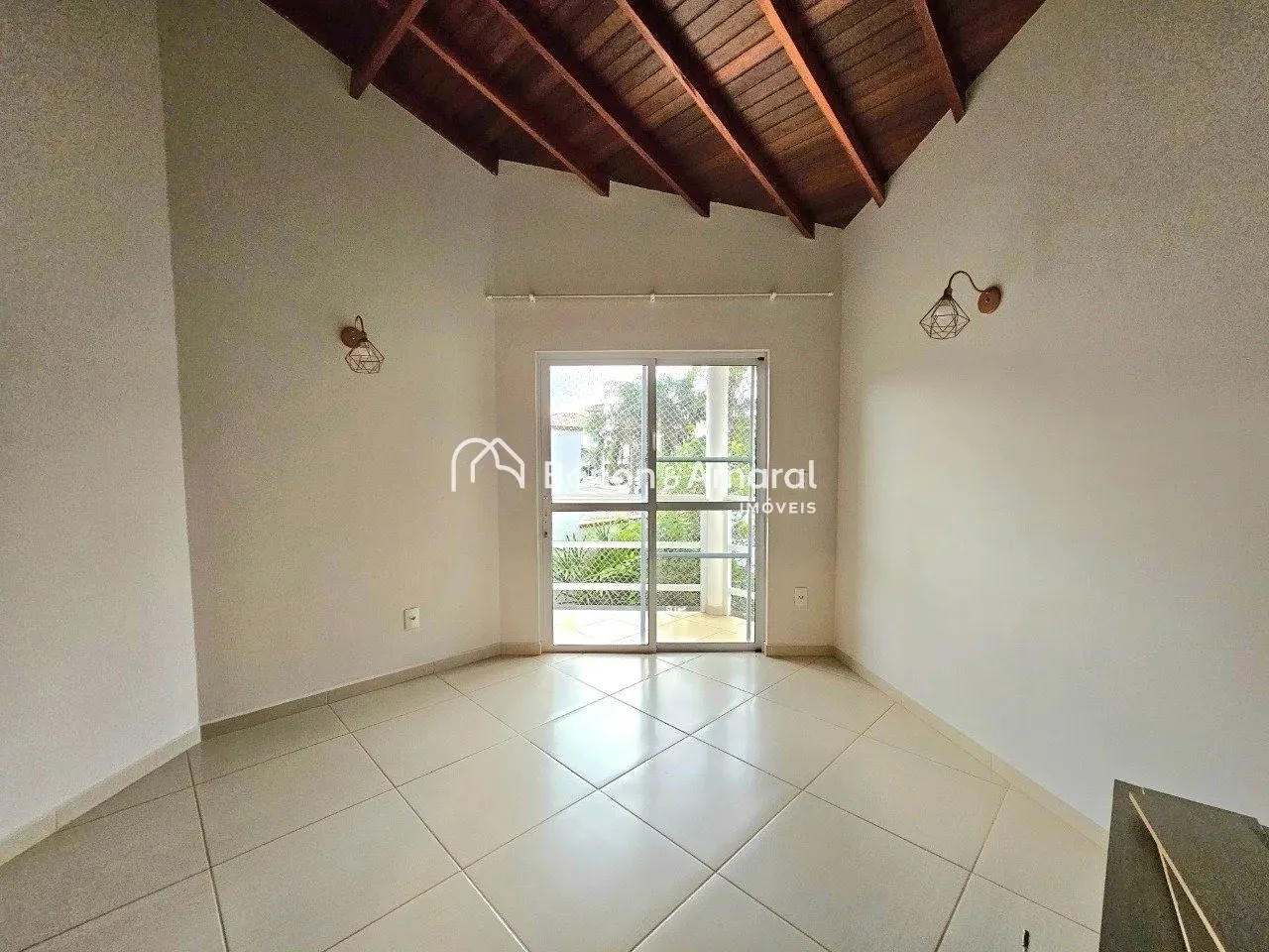 Imagem Casa pra locação no Condomínio Jacarandás Paulínia SP
