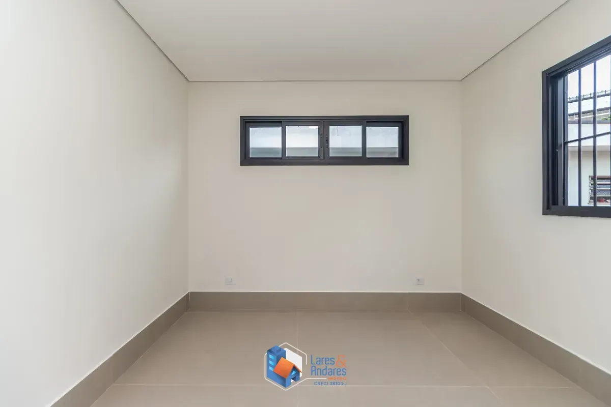 Imagem Casa para venda em Vila Clementino com 4 quartos, sendo 1 suíte, 194m²