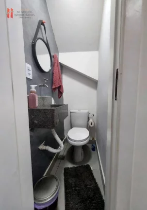Imagem Casa Tríplex com 3 dormitórios à venda, 101 m² por R$ 450.000 - Jardim Vinte e Cinco de Agosto - Duque de Caxias/RJ