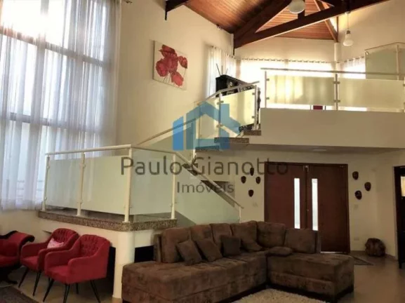 Imagem Casa de Alto Padrão à Venda na Granja Viana