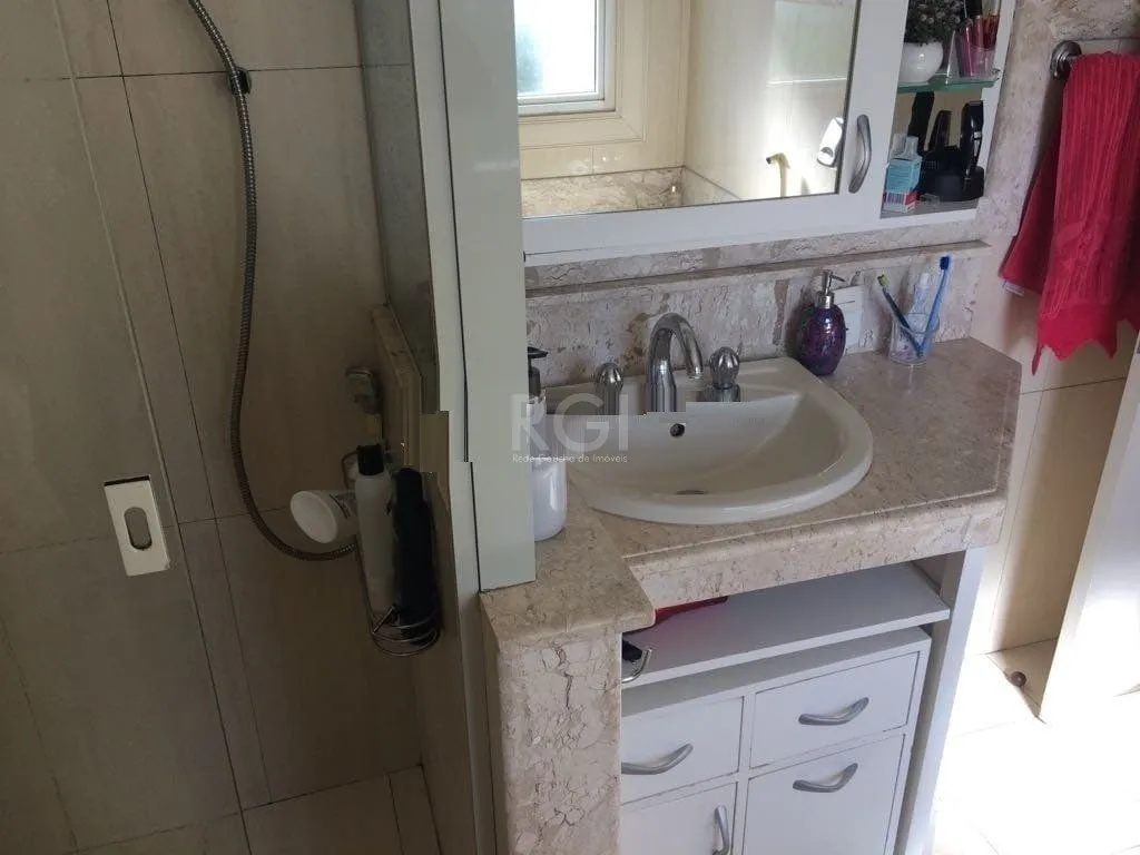 Imagem Cobertura para Venda - 248m², 3 dormitórios, sendo 1 suites, 2 vagas - Mont Serrat