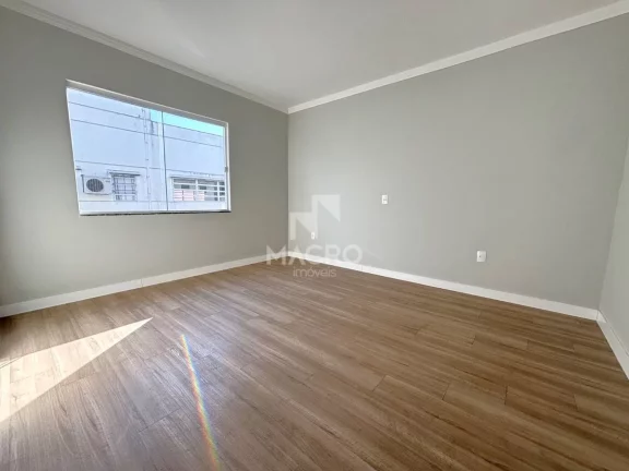 Imagem Casa geminada | Czerniewicz | 3 quartos (1 suíte) | 168m²