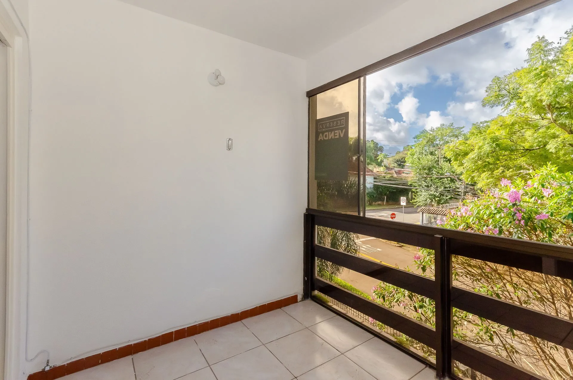 Imagem Maison Des Fleurs Apartamento de 2 dormitórios no Bairro Jardim do Salso