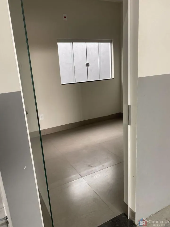 Imagem Galpão para alugar, 252 m² por R$ 4.500,00 - Planalto - Patos de Minas/MG