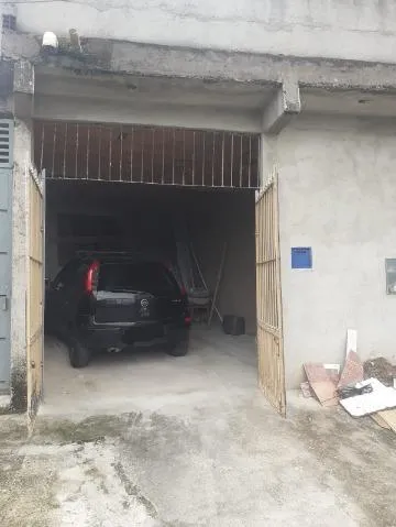 Imagem VENDA DE CASA NO JARDIM NICEA, EM ITAQUECETUBA/SP, OPORTUNIDADE 110m² com 2 quartos, sala de estar, varanda e garagem coberta. CONSULTE-NOS.