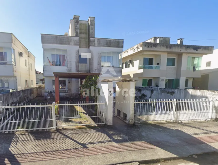 Imagem Apartamento com 2 dormitórios com Espaço Privativo e Churrasqueira na Barra do Aririú
