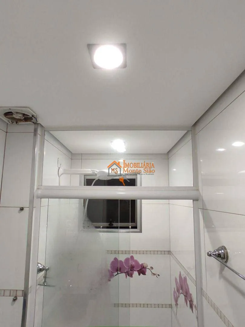 Imagem Apartamento com 2 dormitórios à venda, 44 m² por R$ 220.000,00 - Água Chata - Guarulhos/SP