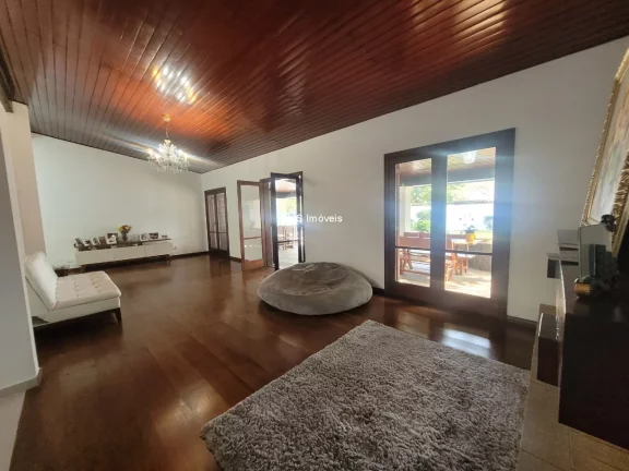 Imagem Casa Comercial de Luxo no Butantã, São Paulo-SP: 6 Quartos, 3 Salas, 7 Vagas de Garagem - 450,00m² de Área