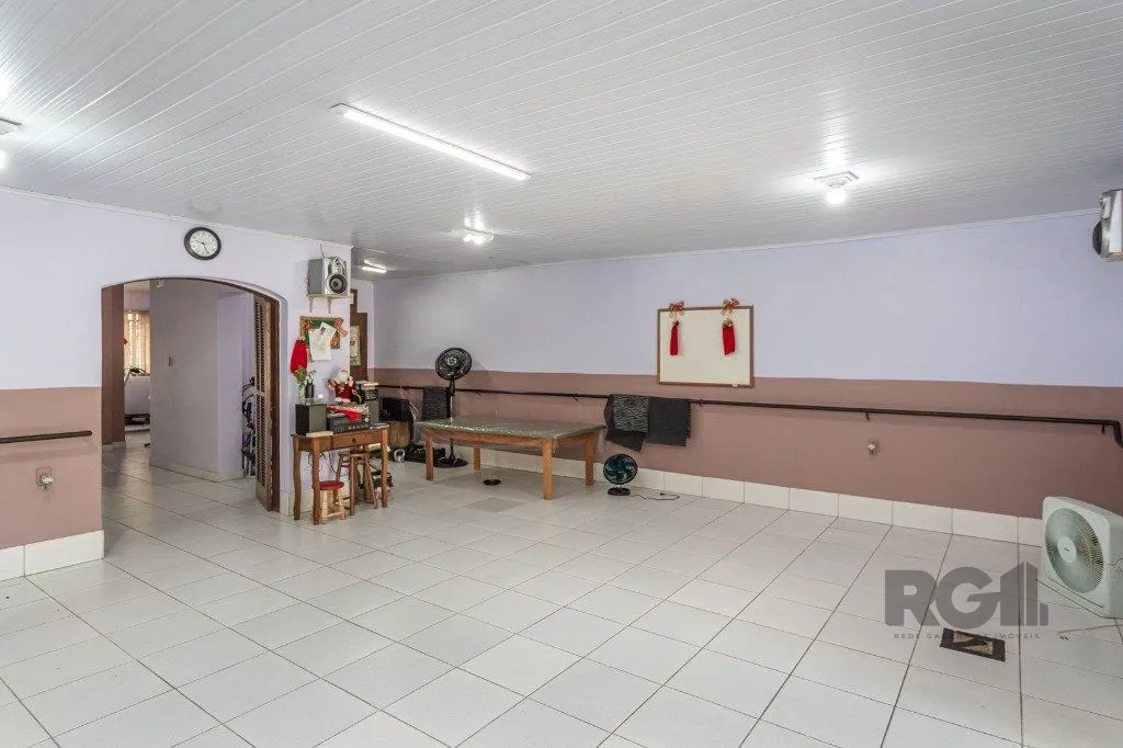 Imagem CASA COMERCIAL E RESIDENCIAL NO MIOLO DO BAIRRO SANTANA