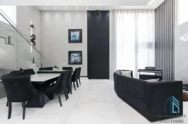 Imagem Casa em condomínio 100% Mobiliada, decorada, 04 quartos c/suítes, no Abranches em Curitiba PR