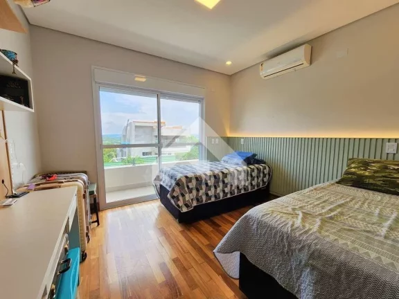 Imagem Casa de Condomínio em Granja Viana - Carapicuíba