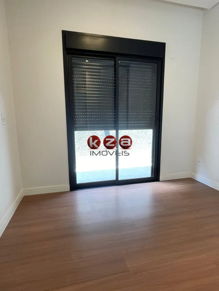 Imagem Casa de luxo à venda em Paulínia-SP, Condomínio Residencial Royal Garden: 3 quartos, 3 suítes, 2 salas, 4 vagas de garagem, 186m².