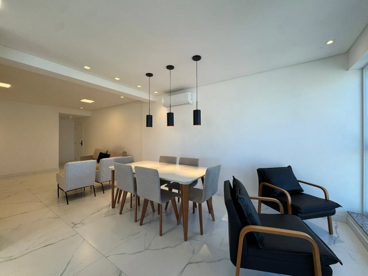 Imagem Apartamento à venda com 98m2 por R$ 1.360.000,00