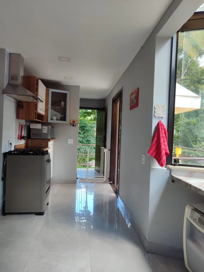 Imagem Casa para Venda em Petrópolis / RJ no bairro Samambaia