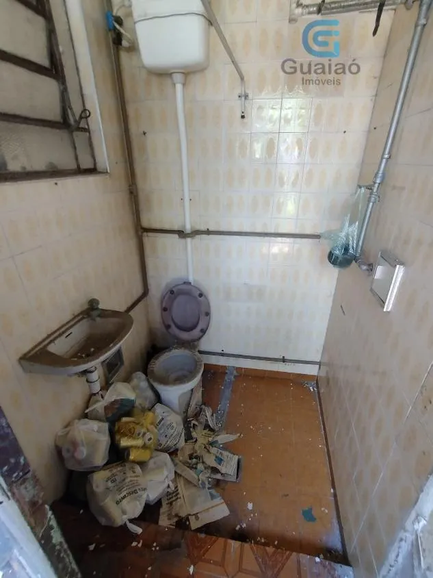 Imagem Vendo Casa com 02 dormitórios na Ponta da Praia, Santos - Terreno: 8,5 X 25,6 M2 - avenida Afonso Pena, VENDA SOMENTE À VISTA