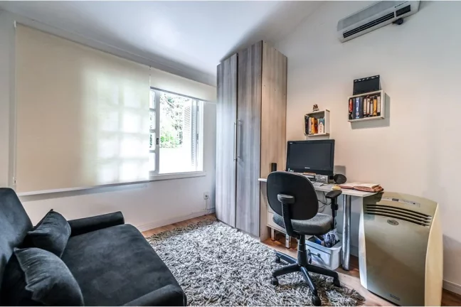 Imagem Casa em Condomínio para venda no bairro Tristeza em Porto Alegre