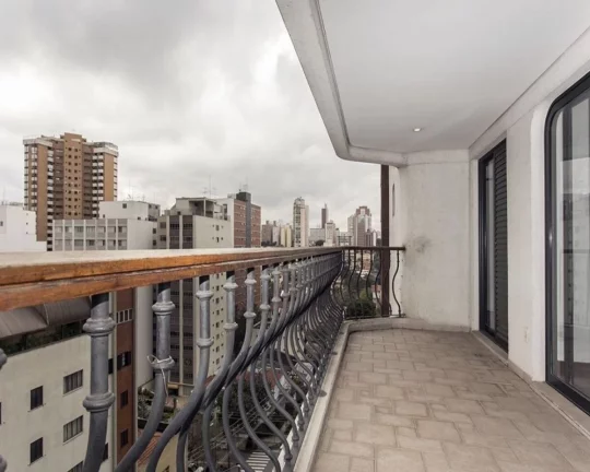 Foto do imóvel Perdizes apartamento com 4 suítes e 3 vagas, 210m²