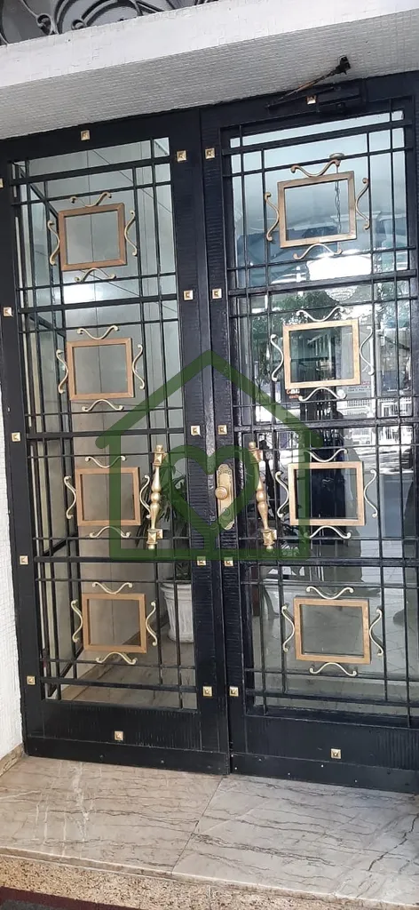 Imagem Lindo apartamento no último andar do prédio e na parte mais alta do Centro Histórico. 
 
Imóvel ...