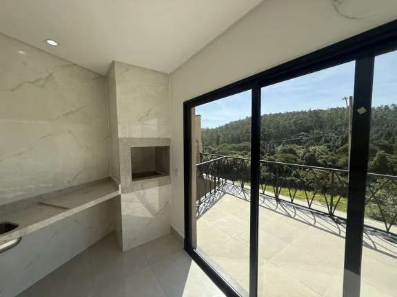 Imagem Casa de Esquina com Vista pra Mata - Portal dos Ipês