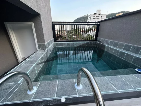 Imagem Casa á venda em Santos, com piscina e churrasqueira,