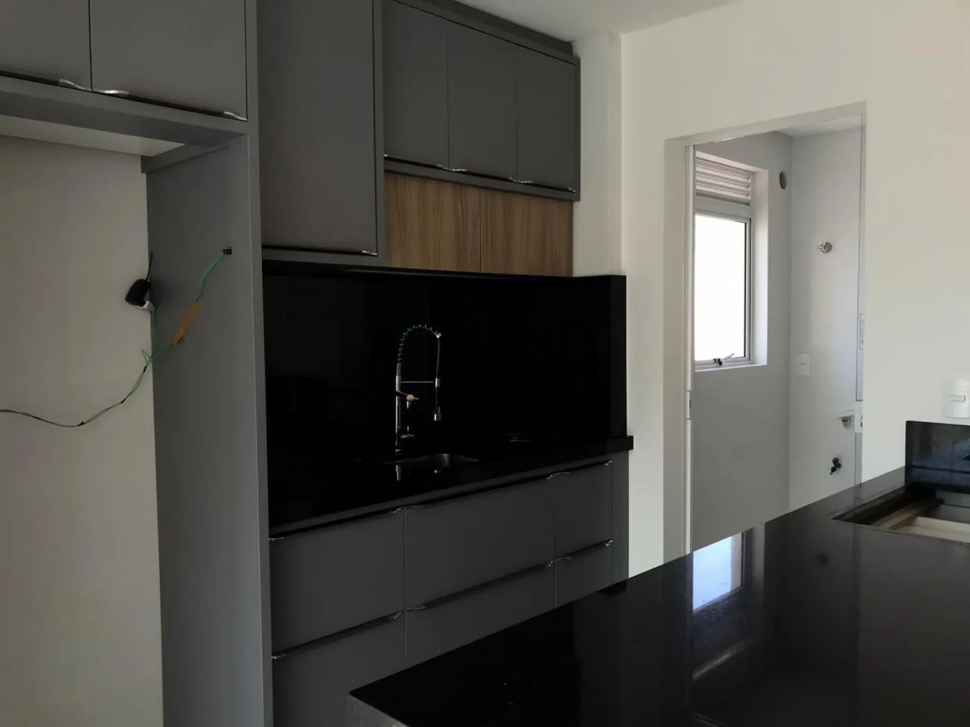 Imagem Apartamento para Venda em Itapema, Meia Praia, 3 dormitórios, 3 suítes, 4 banheiros, 2 vagas