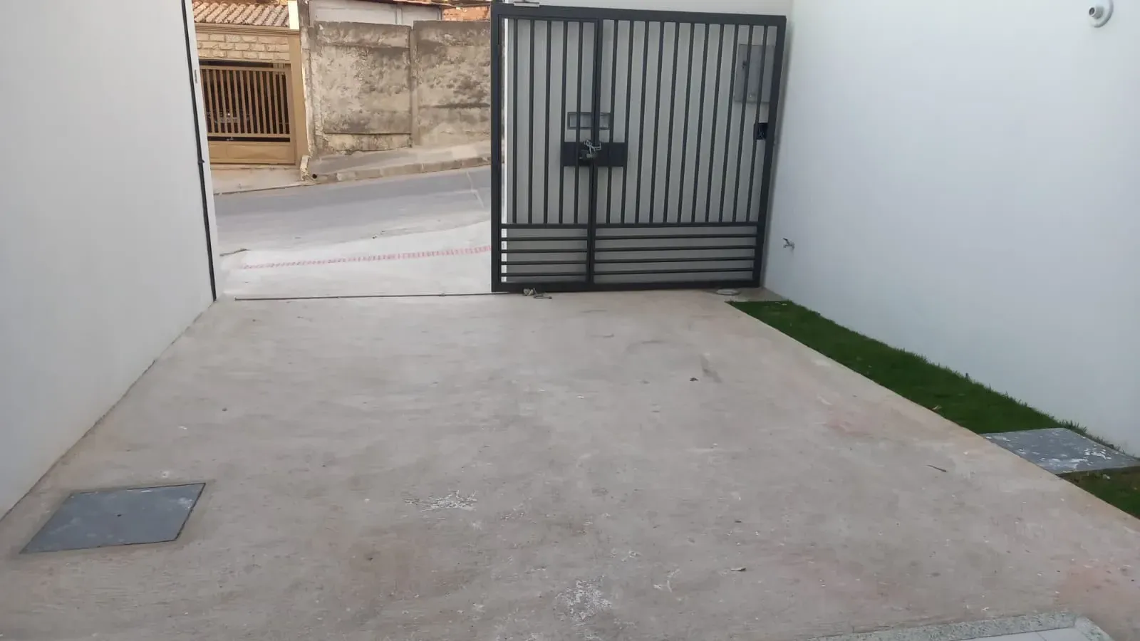 Foto do imóvel: Casa com 3 Quartos à Venda, 110, 9 m² em Jardim Iara - Betim em Rua Jose Honório da Silva., nº 40. Jardim Iara/ Angola, Betim - MG