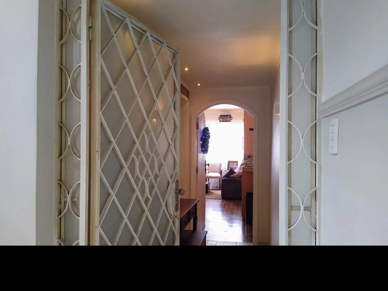 Imagem Vende-se apartamento com 3 quartos(1 suíte), 114m² e 1 vaga - Moinhos de Vento