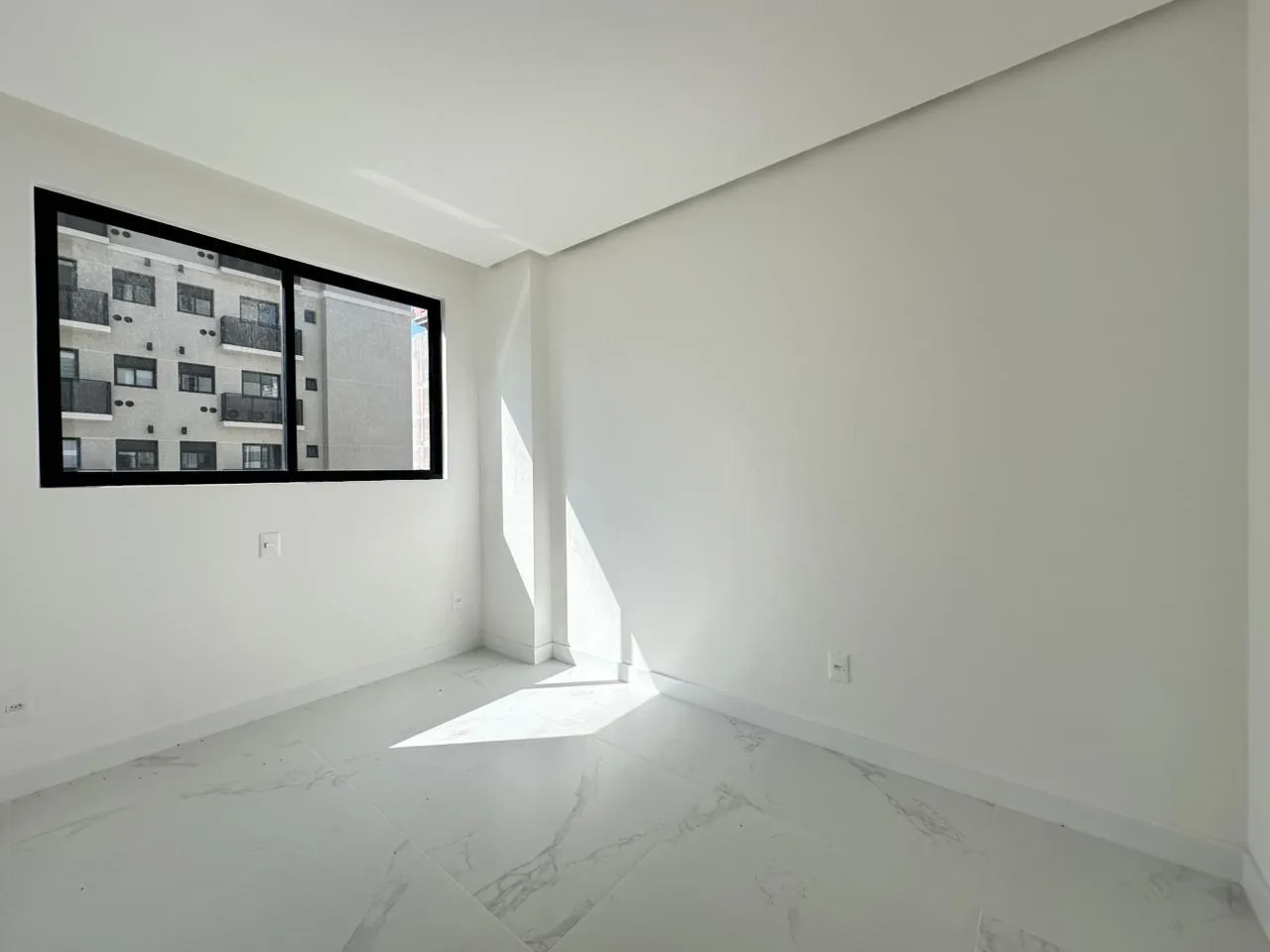 Imagem Apartamento à venda com 71m2 por R$ 950.000,00