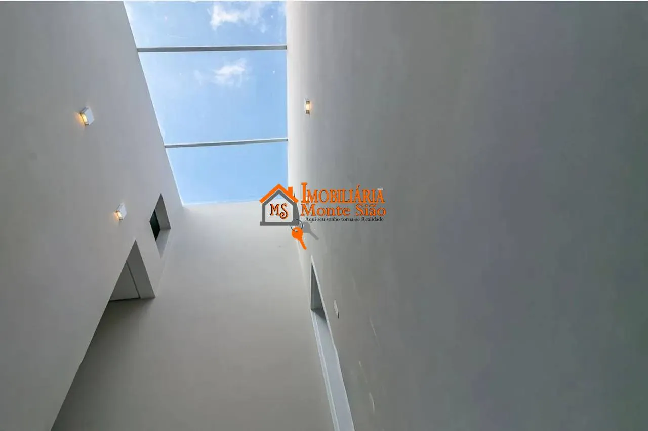 Imagem Sobrado com 3 dormitórios à venda, 270 m² por R$ 1.378.000,00 - Cidade Jardim Cumbica - Guarulhos/SP