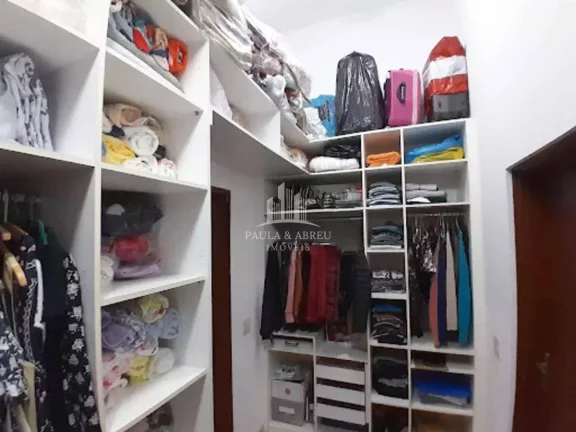 Imagem Sobrado de Alto Padrão, 3 Dormitórios com Sacadas, sendo 1 Suíte com Closet, Piscina Aquecida (5 X 9mts) na Vila Bocaina, Mauá-SP