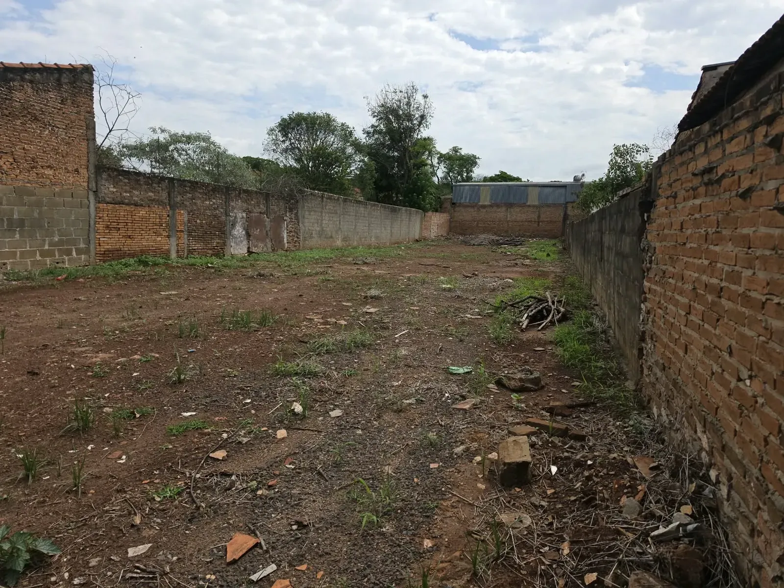 Foto do imóvel: Terreno à Venda, 500 m² em Jardim Quitandinha - Araraquara em Quitandinha