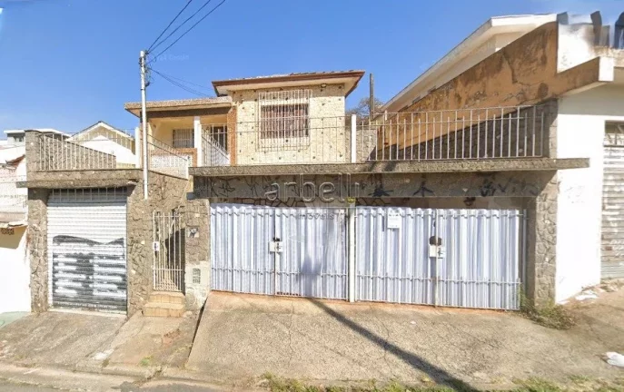 Imagem Casa com 130 M² com 3 dormitórios, cozinha, sala, banheiro, varanda, área de serviços, quintal, ...