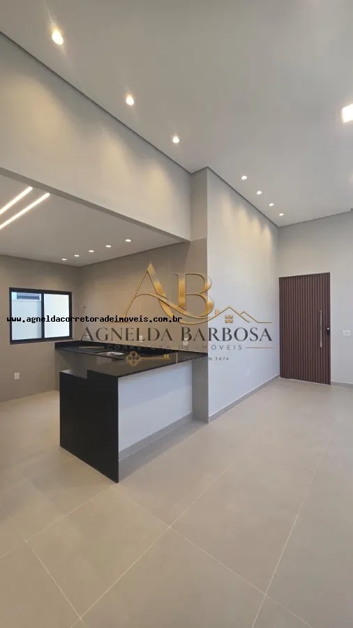 Imagem Casa para Venda em Parnamirim, Parque das Nações, 3 dormitórios, 3 suítes, 4 banheiros, 2 vagas