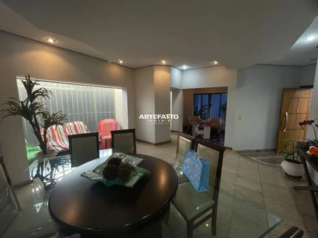 Imagem Casa à venda em Franca, Jardim Santana, com 3 quartos, 270m2