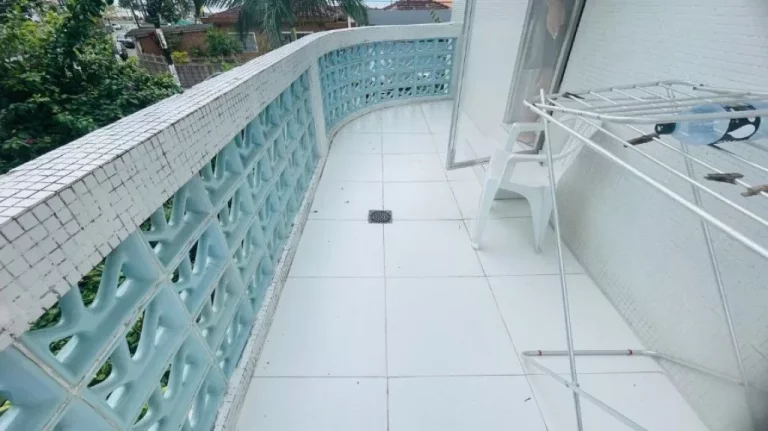 Imagem EXCELENTE CASA À VENDA NA OCIAN COM 3 DORMITÓRIOS 4 VAGAS!!!